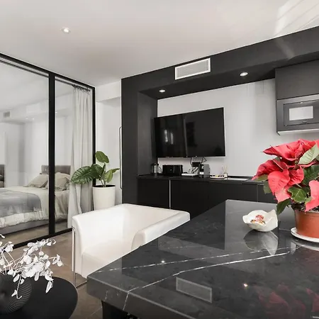 Apartamento Ct 302 - Faro's Puerto Banus Boutique